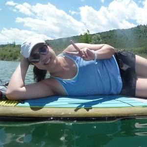 Meet your Posher, Elizabeth